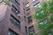 Apartment windows were replaced with aluminum double-paned windows in the late 1980s